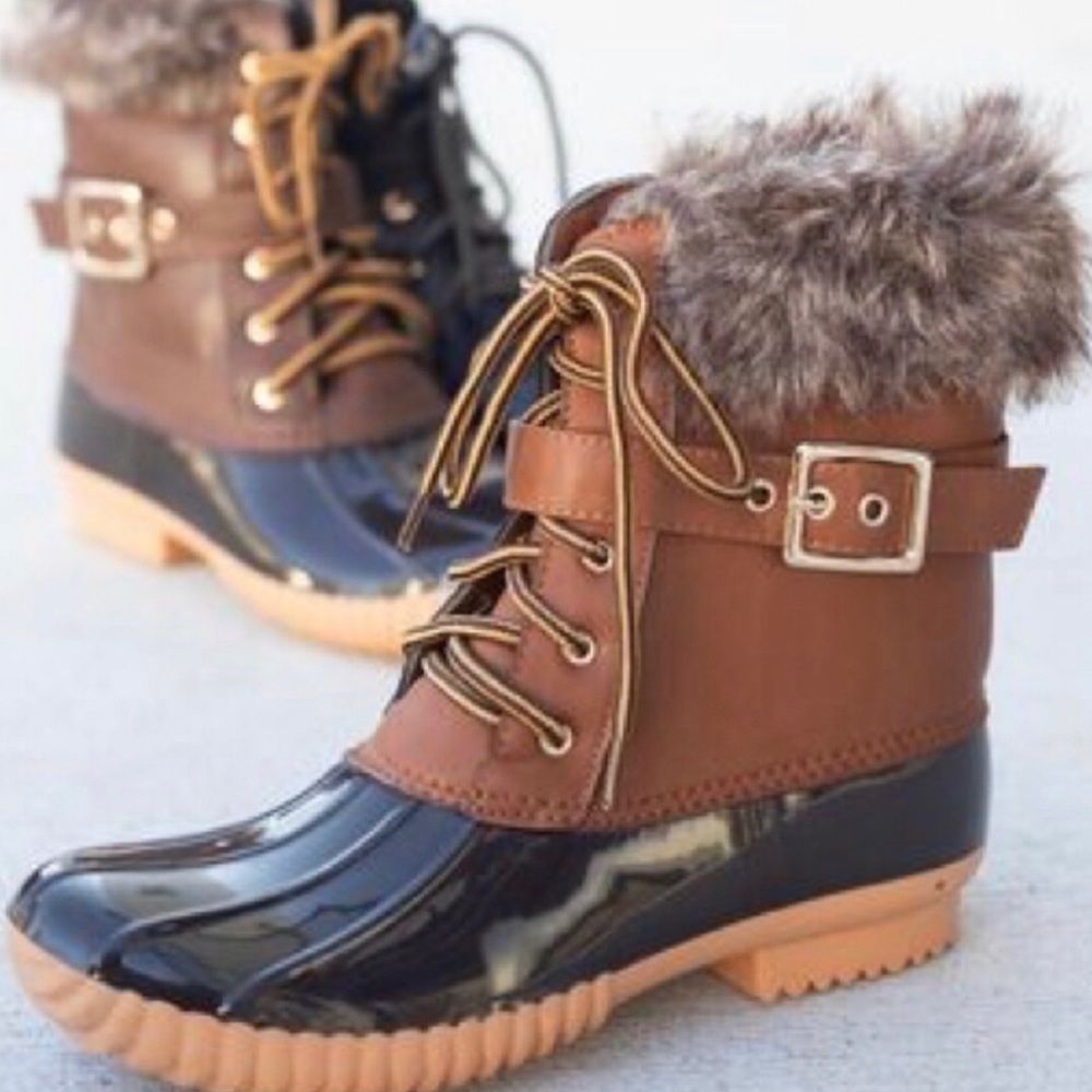 Vegan fur leather Lace up Duck Boots - Picture 2 of 5